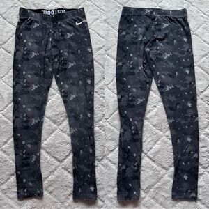 Nike | Black, White, Gray Camouflage Logo Leggings | Size Small